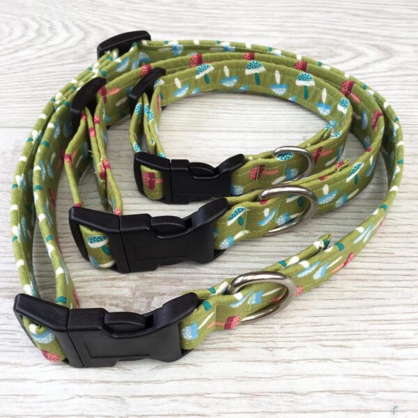 Green adjustable dog collar with a mushroom design by Paws & Hounds