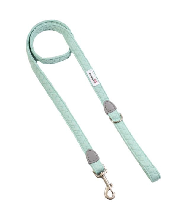 Mint Quilt dog lead with padded handle and brushed nickel clasp for small dogs
